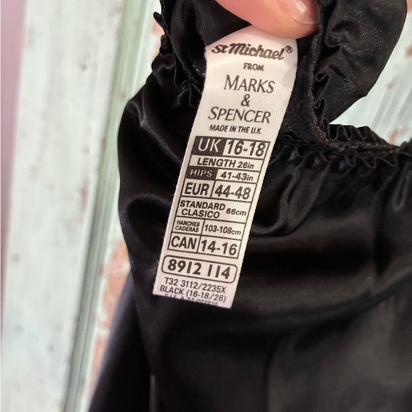 Marks & Spencer Black Satin Slip - Picture 3 of 6